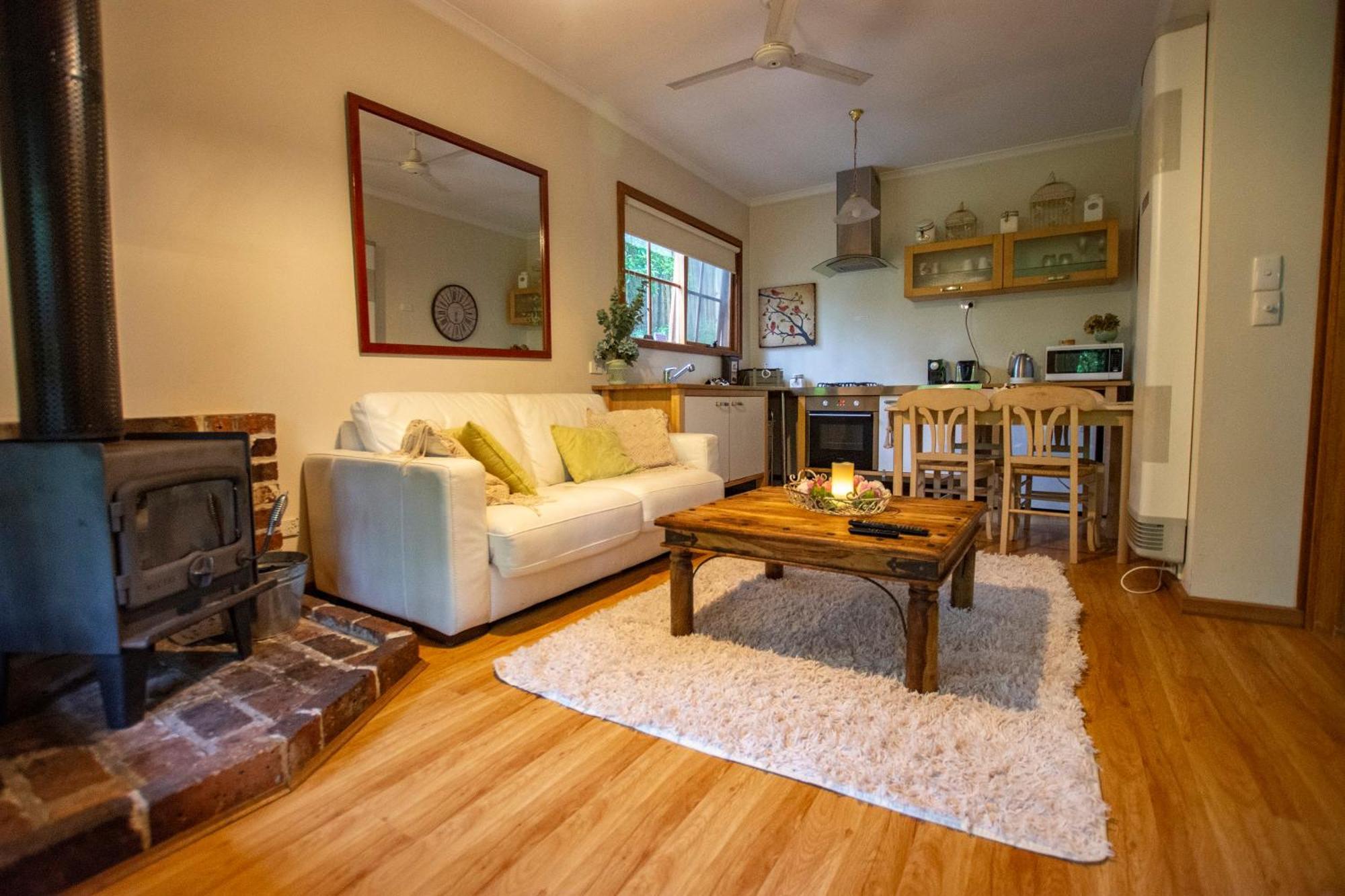 The Fernglen Forest Retreat Mount Dandenong Exteriör bild