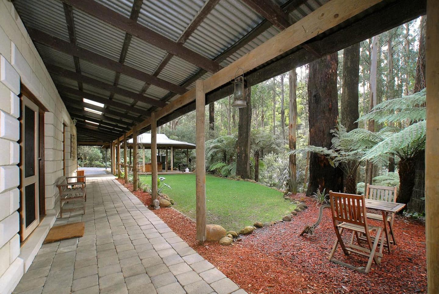 The Fernglen Forest Retreat Mount Dandenong Exteriör bild