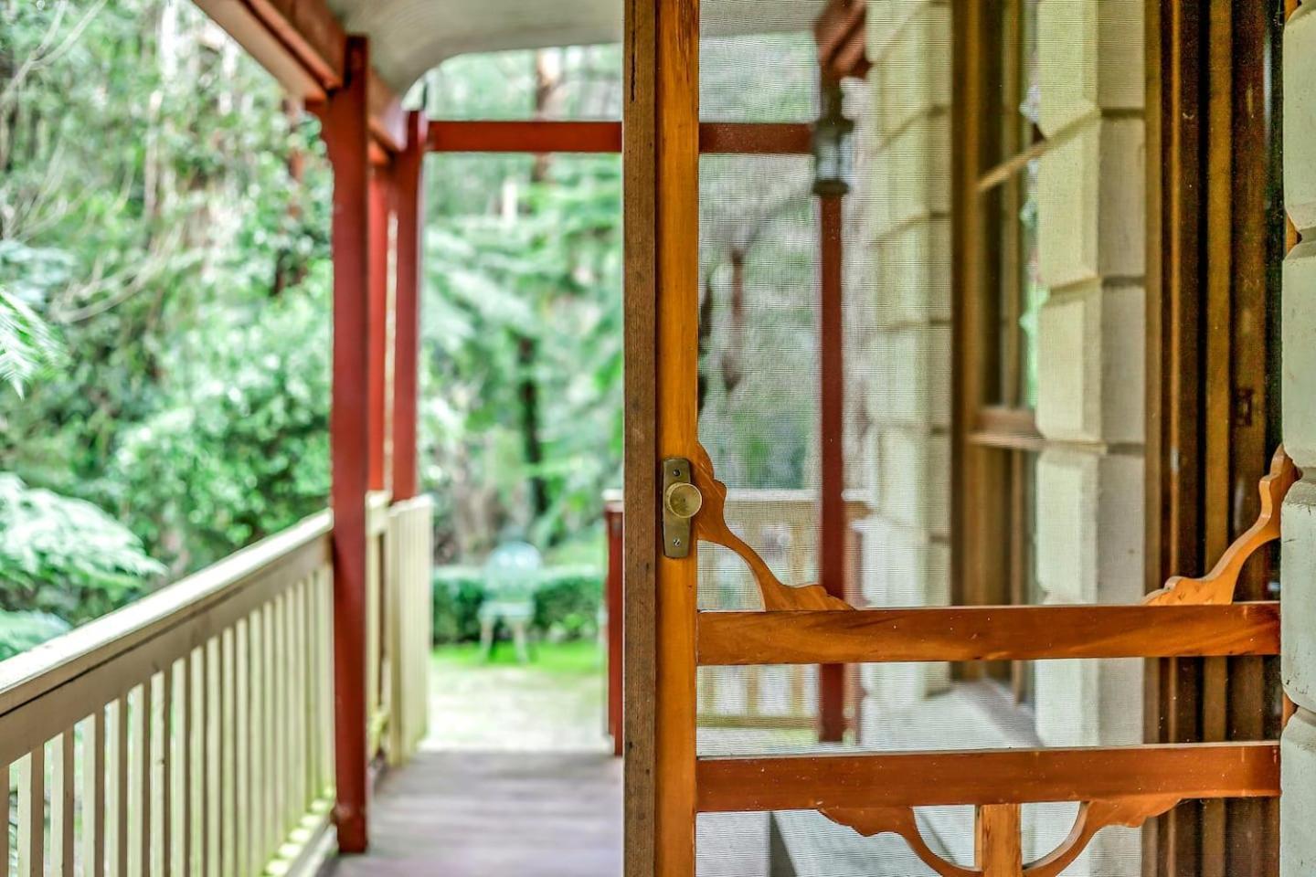 The Fernglen Forest Retreat Mount Dandenong Exteriör bild